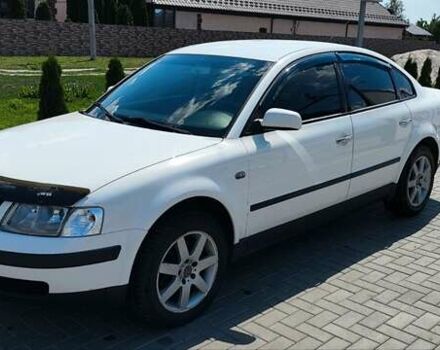 Белый Фольксваген Пассат, объемом двигателя 1.8 л и пробегом 220 тыс. км за 4999 $, фото 9 на Automoto.ua