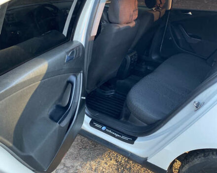 Фольксваген Пассат 2006 в Бердичеве на Automoto.ua Белый Фольксваген Пассат, объемом двигателя 1.9 л и пробегом 512 тыс. км за 6000 $, фото 17 на Automoto.ua