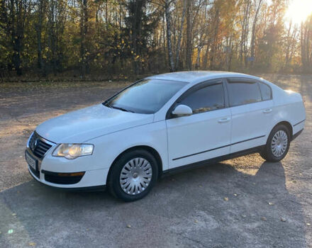 Фольксваген Пассат 2006 в Бердичеве на Automoto.ua Белый Фольксваген Пассат, объемом двигателя 1.9 л и пробегом 512 тыс. км за 6000 $, фото 5 на Automoto.ua