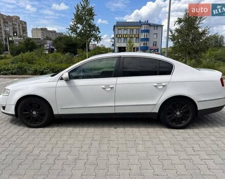 Белый Фольксваген Пассат, объемом двигателя 1.98 л и пробегом 270 тыс. км за 4800 $, фото 5 на Automoto.ua