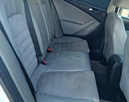 Белый Фольксваген Пассат, объемом двигателя 1.98 л и пробегом 270 тыс. км за 4800 $, фото 4 на Automoto.ua