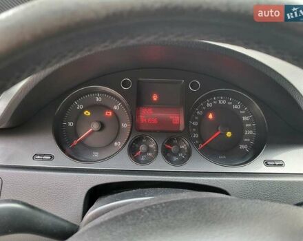 Білий Фольксваген Пассат, об'ємом двигуна 1.9 л та пробігом 341 тис. км за 7000 $, фото 5 на Automoto.ua