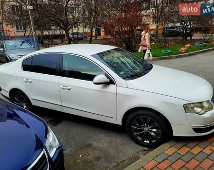 Білий Фольксваген Пассат, об'ємом двигуна 1.9 л та пробігом 341 тис. км за 7000 $, фото 1 на Automoto.ua