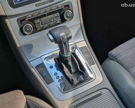 Белый Фольксваген Пассат, объемом двигателя 2 л и пробегом 387 тыс. км за 8840 $, фото 17 на Automoto.ua