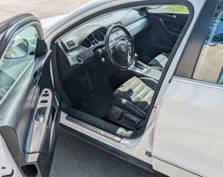 Белый Фольксваген Пассат, объемом двигателя 1.8 л и пробегом 183 тыс. км за 6500 $, фото 15 на Automoto.ua