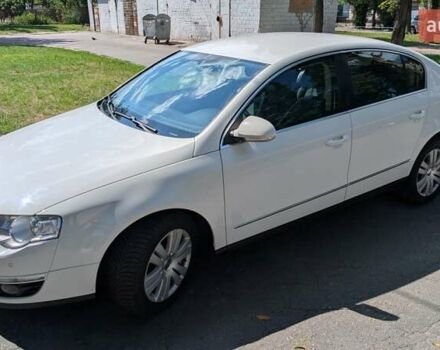 Білий Фольксваген Пассат, об'ємом двигуна 1.8 л та пробігом 224 тис. км за 6999 $, фото 5 на Automoto.ua