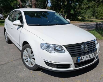 Белый Фольксваген Пассат, объемом двигателя 1.8 л и пробегом 183 тыс. км за 6500 $, фото 13 на Automoto.ua