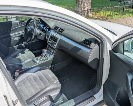 Белый Фольксваген Пассат, объемом двигателя 1.8 л и пробегом 183 тыс. км за 6500 $, фото 18 на Automoto.ua