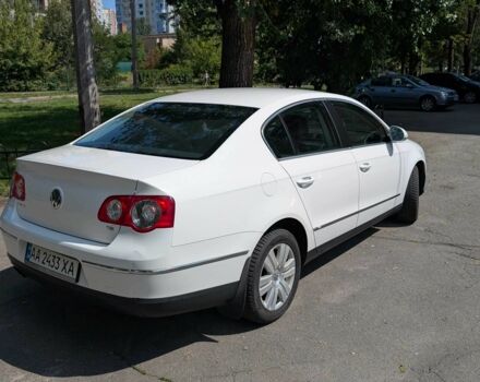 Белый Фольксваген Пассат, объемом двигателя 1.8 л и пробегом 183 тыс. км за 6500 $, фото 9 на Automoto.ua