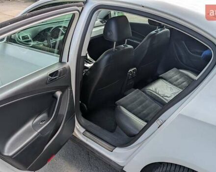 Білий Фольксваген Пассат, об'ємом двигуна 1.8 л та пробігом 224 тис. км за 6999 $, фото 24 на Automoto.ua