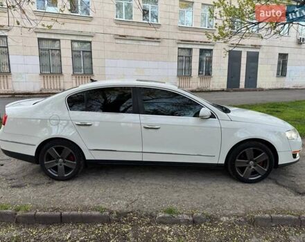 Білий Фольксваген Пассат, об'ємом двигуна 1.98 л та пробігом 251 тис. км за 7600 $, фото 6 на Automoto.ua