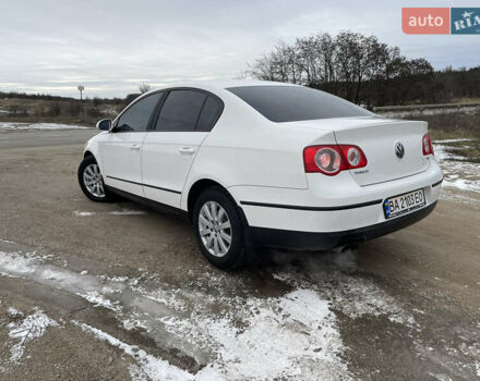 Белый Фольксваген Пассат, объемом двигателя 1.8 л и пробегом 192 тыс. км за 7700 $, фото 9 на Automoto.ua