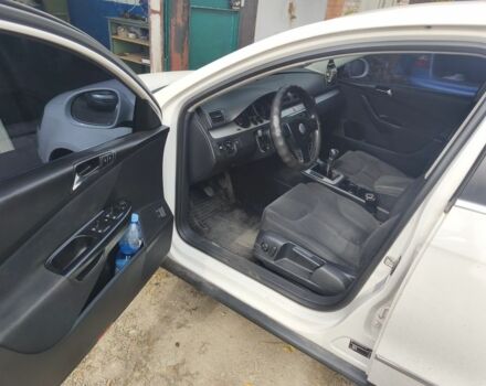 Белый Фольксваген Пассат, объемом двигателя 1.8 л и пробегом 260 тыс. км за 5900 $, фото 1 на Automoto.ua