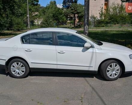 Білий Фольксваген Пассат, об'ємом двигуна 1.8 л та пробігом 224 тис. км за 6999 $, фото 12 на Automoto.ua