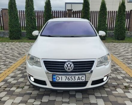 Білий Фольксваген Пассат, об'ємом двигуна 2 л та пробігом 315 тис. км за 6499 $, фото 1 на Automoto.ua