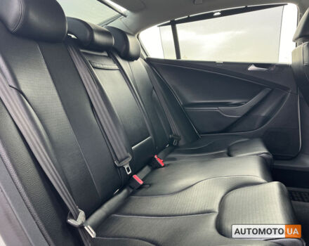 Белый Фольксваген Пассат, объемом двигателя 2 л и пробегом 105 тыс. км за 9999 $, фото 12 на Automoto.ua