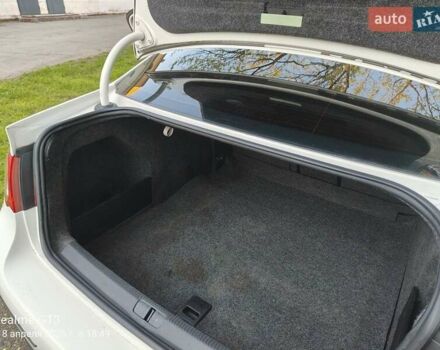 Білий Фольксваген Пассат, об'ємом двигуна 1.98 л та пробігом 251 тис. км за 7600 $, фото 12 на Automoto.ua