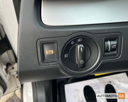 Белый Фольксваген Пассат, объемом двигателя 2 л и пробегом 105 тыс. км за 9999 $, фото 7 на Automoto.ua