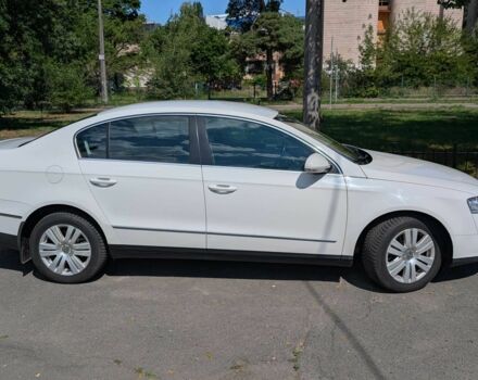 Белый Фольксваген Пассат, объемом двигателя 1.8 л и пробегом 183 тыс. км за 6500 $, фото 11 на Automoto.ua