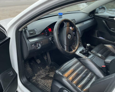 Белый Фольксваген Пассат, объемом двигателя 1.8 л и пробегом 192 тыс. км за 7700 $, фото 7 на Automoto.ua