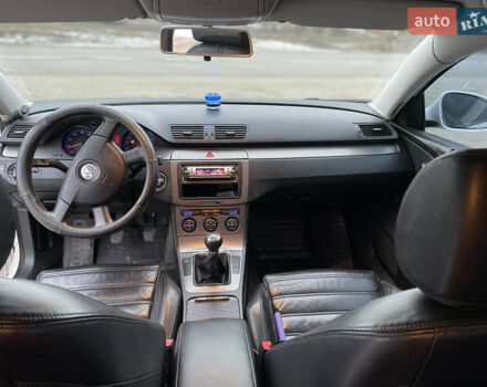 Белый Фольксваген Пассат, объемом двигателя 1.8 л и пробегом 192 тыс. км за 7700 $, фото 10 на Automoto.ua