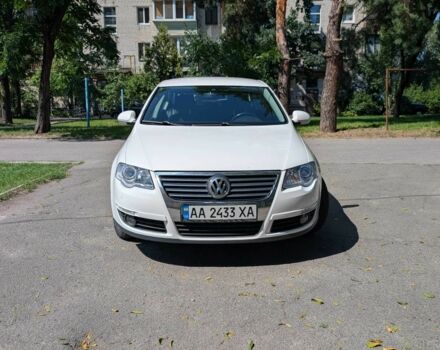 Белый Фольксваген Пассат, объемом двигателя 1.8 л и пробегом 183 тыс. км за 6500 $, фото 2 на Automoto.ua