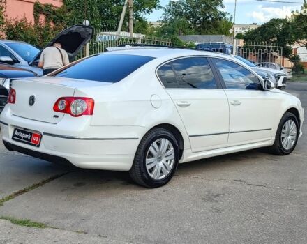 Белый Фольксваген Пассат, объемом двигателя 2 л и пробегом 387 тыс. км за 8840 $, фото 7 на Automoto.ua