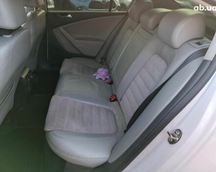 Белый Фольксваген Пассат, объемом двигателя 2 л и пробегом 387 тыс. км за 8840 $, фото 12 на Automoto.ua