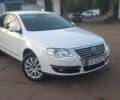 Белый Фольксваген Пассат, объемом двигателя 1.8 л и пробегом 275 тыс. км за 5850 $, фото 1 на Automoto.ua