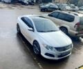 Белый Фольксваген Пассат, объемом двигателя 2 л и пробегом 247 тыс. км за 10900 $, фото 1 на Automoto.ua