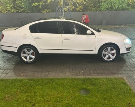 Белый Фольксваген Пассат, объемом двигателя 1.8 л и пробегом 1 тыс. км за 4800 $, фото 3 на Automoto.ua