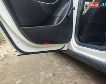 Білий Фольксваген Пассат, об'ємом двигуна 1.8 л та пробігом 140 тис. км за 6300 $, фото 4 на Automoto.ua