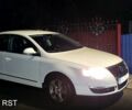 Белый Фольксваген Пассат, объемом двигателя 1.6 л и пробегом 207 тыс. км за 7400 $, фото 1 на Automoto.ua
