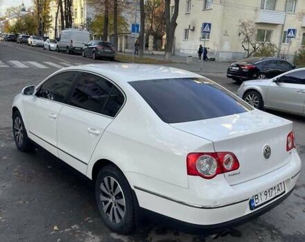 Фольксваген Пассат 2010 в Полтаве на Automoto.ua Белый Фольксваген Пассат, объемом двигателя 1.8 л и пробегом 244 тыс. км за 7900 $, фото 4 на Automoto.ua