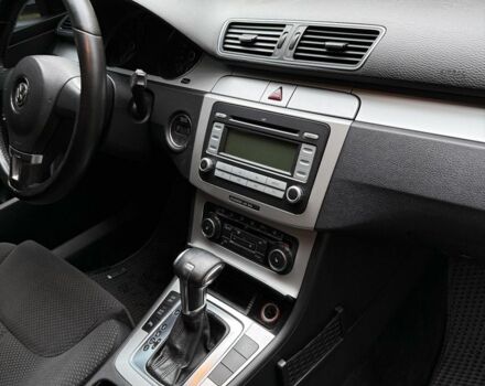 Білий Фольксваген Пассат, об'ємом двигуна 1.8 л та пробігом 307 тис. км за 6900 $, фото 10 на Automoto.ua