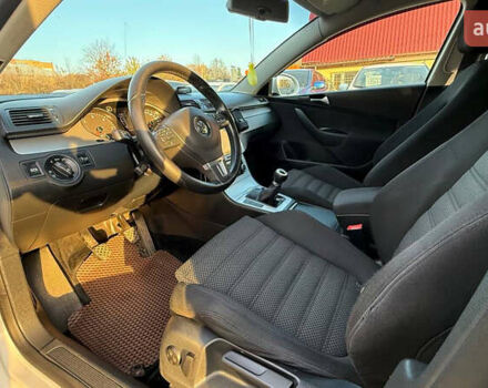 Белый Фольксваген Пассат, объемом двигателя 1.6 л и пробегом 324 тыс. км за 6950 $, фото 14 на Automoto.ua