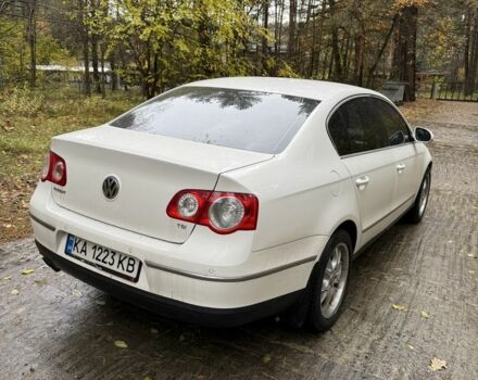 Білий Фольксваген Пассат, об'ємом двигуна 1.8 л та пробігом 307 тис. км за 6900 $, фото 6 на Automoto.ua