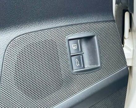 Фольксваген Пассат 2010 в Полтаве на Automoto.ua Белый Фольксваген Пассат, объемом двигателя 1.8 л и пробегом 244 тыс. км за 7900 $, фото 32 на Automoto.ua