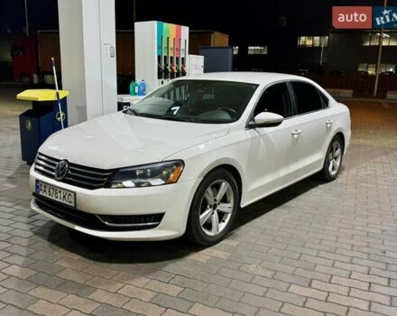 Білий Фольксваген Пассат, об'ємом двигуна 2.5 л та пробігом 285 тис. км за 9300 $, фото 2 на Automoto.ua