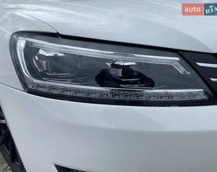 Белый Фольксваген Пассат, объемом двигателя 2.5 л и пробегом 212 тыс. км за 10300 $, фото 2 на Automoto.ua