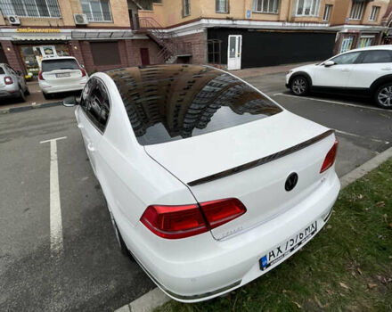 Белый Фольксваген Пассат, объемом двигателя 1.78 л и пробегом 220 тыс. км за 10300 $, фото 4 на Automoto.ua