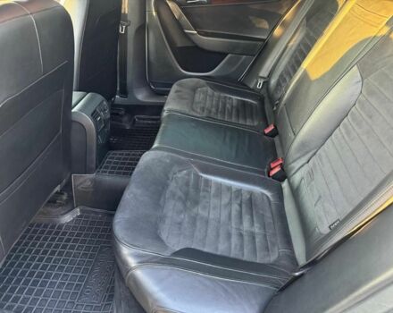 Белый Фольксваген Пассат, объемом двигателя 1.8 л и пробегом 216 тыс. км за 9000 $, фото 5 на Automoto.ua