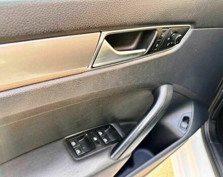 Белый Фольксваген Пассат, объемом двигателя 2.5 л и пробегом 228 тыс. км за 8700 $, фото 15 на Automoto.ua