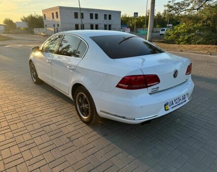 Белый Фольксваген Пассат, объемом двигателя 1.8 л и пробегом 216 тыс. км за 9000 $, фото 2 на Automoto.ua