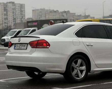 Белый Фольксваген Пассат, объемом двигателя 2.5 л и пробегом 241 тыс. км за 8700 $, фото 6 на Automoto.ua