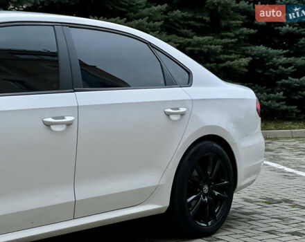 Белый Фольксваген Пассат, объемом двигателя 2.5 л и пробегом 295 тыс. км за 7999 $, фото 11 на Automoto.ua