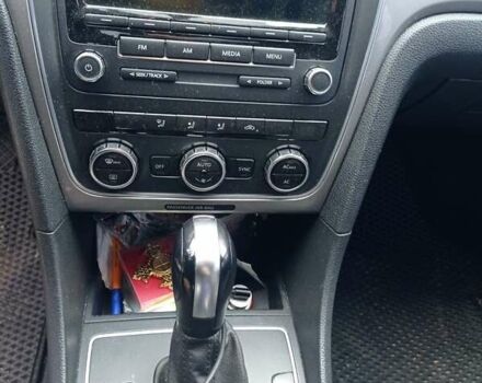 Білий Фольксваген Пассат, об'ємом двигуна 2.48 л та пробігом 230 тис. км за 9300 $, фото 4 на Automoto.ua