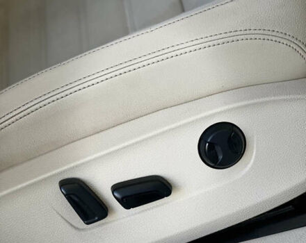 Белый Фольксваген Пассат, объемом двигателя 2 л и пробегом 266 тыс. км за 10699 $, фото 16 на Automoto.ua