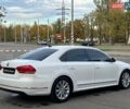 Білий Фольксваген Пассат, об'ємом двигуна 2.48 л та пробігом 300 тис. км за 8599 $, фото 3 на Automoto.ua