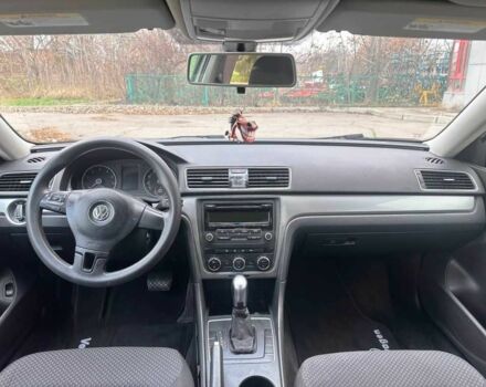 Белый Фольксваген Пассат, объемом двигателя 2.5 л и пробегом 228 тыс. км за 8700 $, фото 19 на Automoto.ua